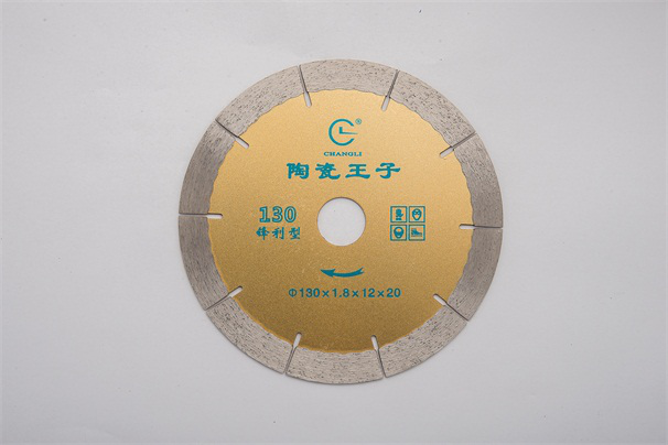瓷磚外墻脫落?這些瓷磚切割片加工過(guò)的瓷磚還可以貼多久?